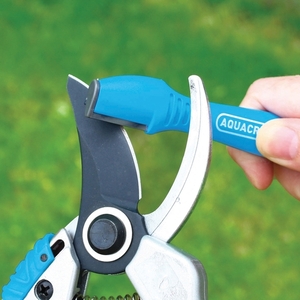 Hand sharpener for scissors Photo 3
